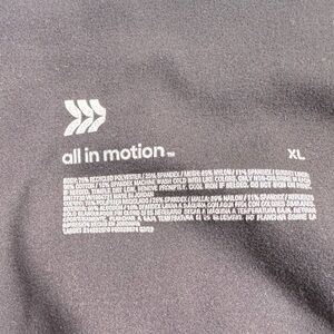 All motion leggings